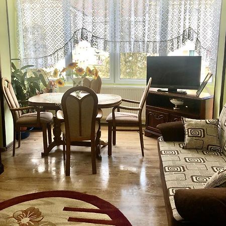 La Symo Apartament Straja Lupeni Lupeni  Exteriör bild