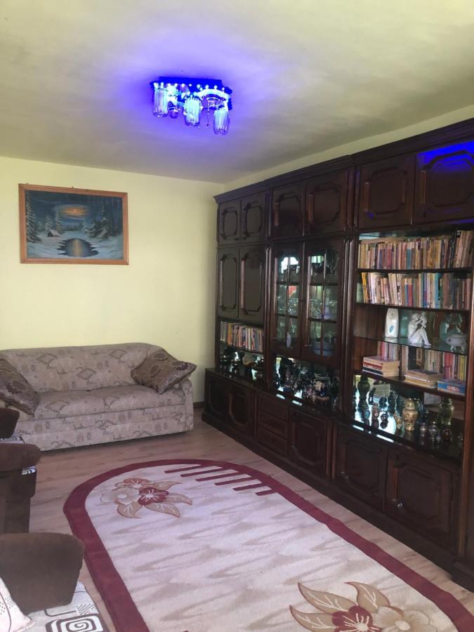 La Symo Apartament Straja Lupeni Lupeni  Exteriör bild