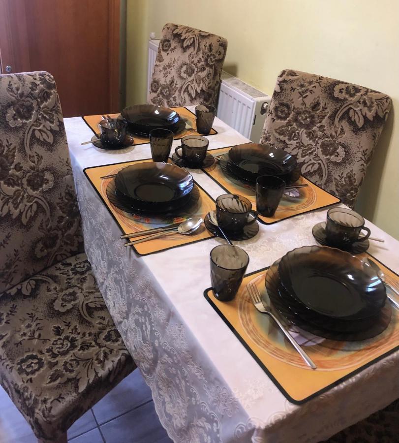 La Symo Apartament Straja Lupeni Lupeni  Exteriör bild