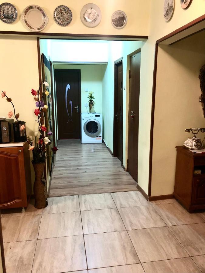 La Symo Apartament Straja Lupeni Lupeni  Exteriör bild